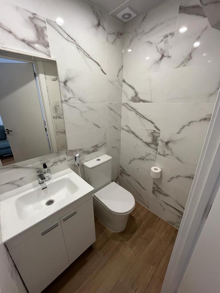 Appartamento Precioso Cerca De La Playa En *